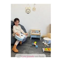 Gitarre Groovy Beats - Small Foot Company -Modell Spielzeug Für Kinder 12253 legler small foot gitarre groovybeats guitare groovy beats jeu jouet bois musique vibrato cordes partition enfant chambre decoration