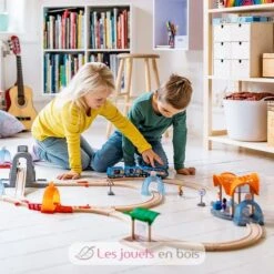 Smart Tech Sound Bahnhof Mit Action Tunnel - Brio -Modell Spielzeug Für Kinder brio world 33973 gare smart tech sound accessoire pour circuit de train en bois actions de jeu stem jouets enfants interactif ambiance